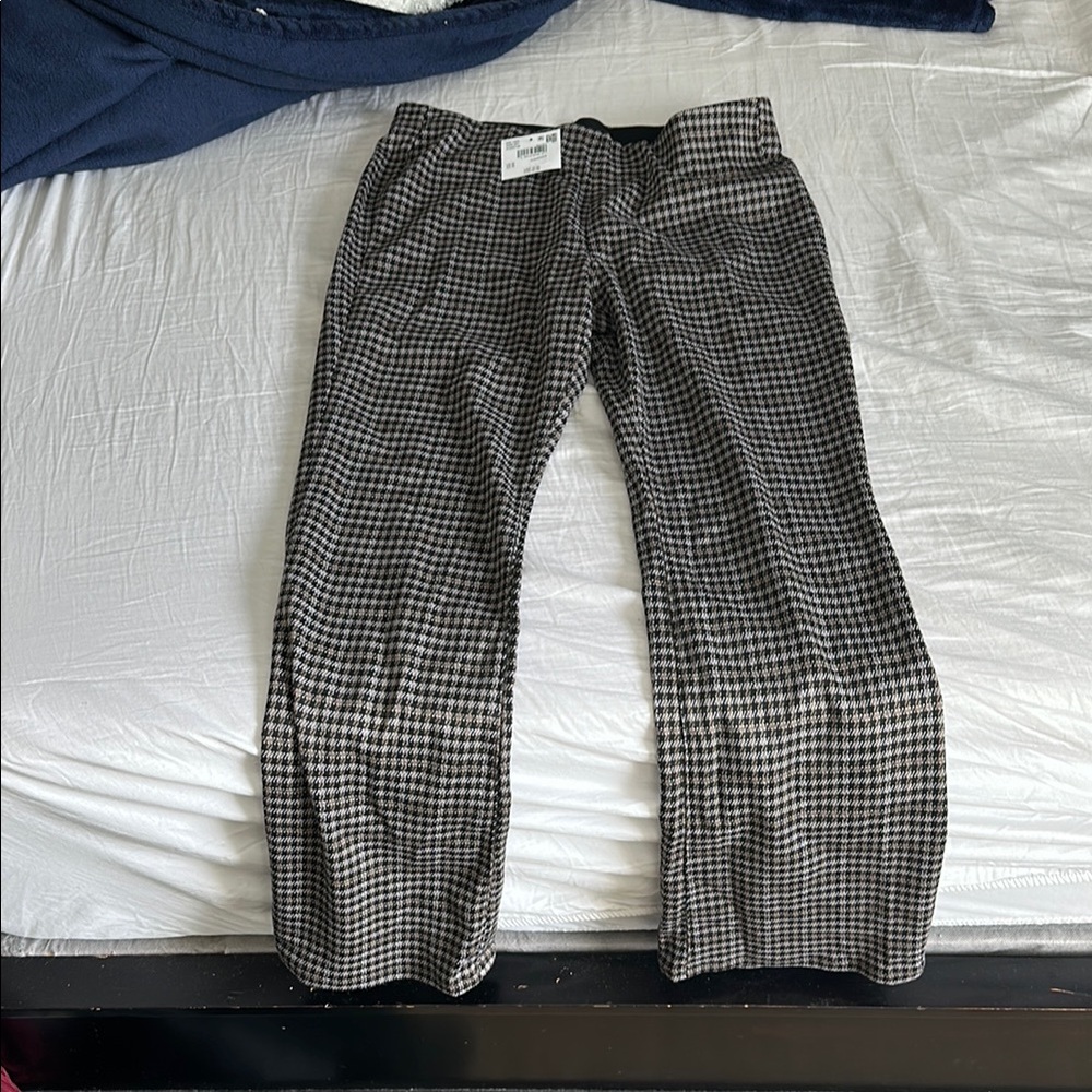 American Eagle Outfitters Black and White Houndstooth Checkered Pants